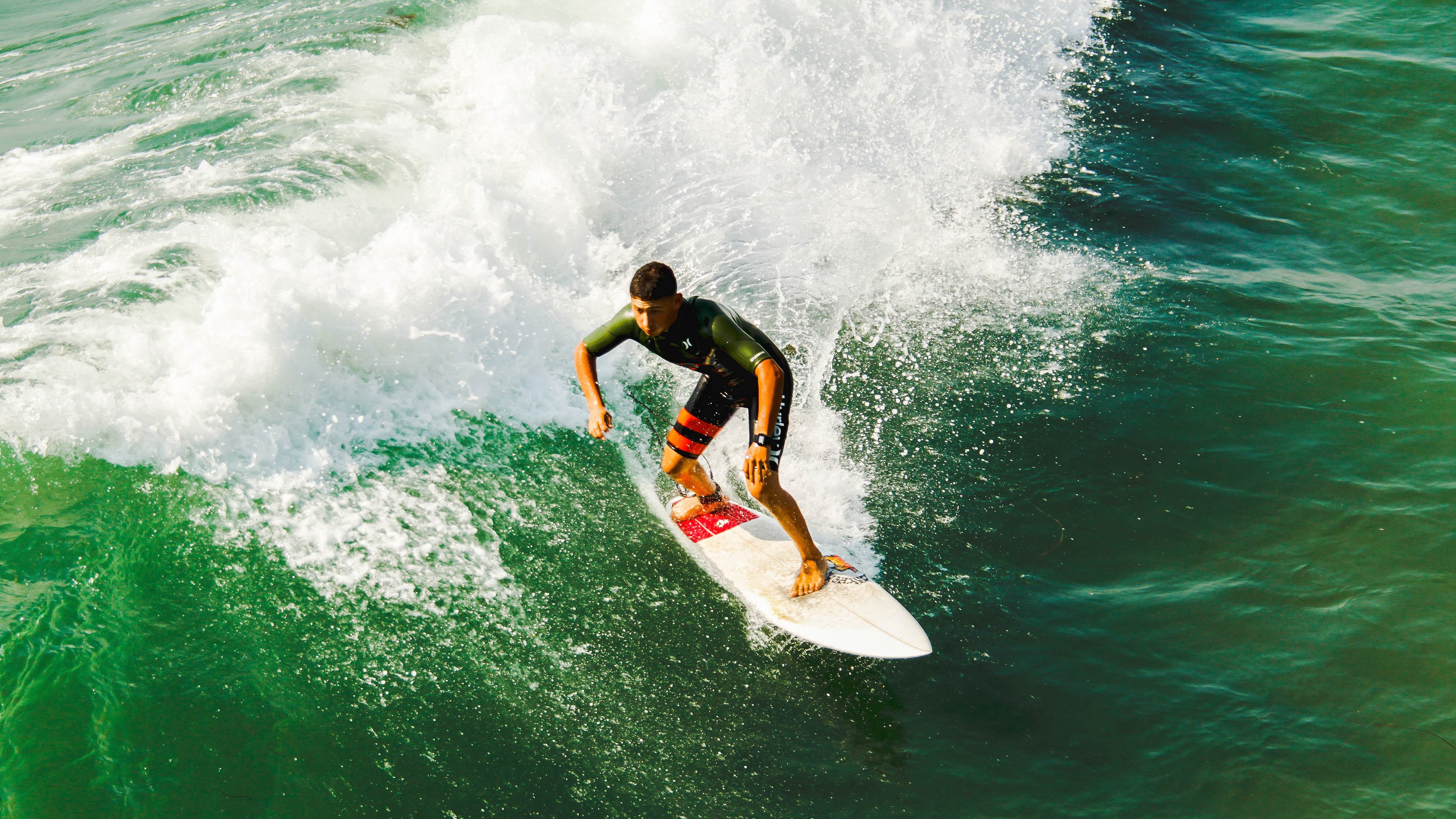 保罗复出首秀惊艳全场！森林狼主场绝杀拜仁慕尼黑，豪取50连胜